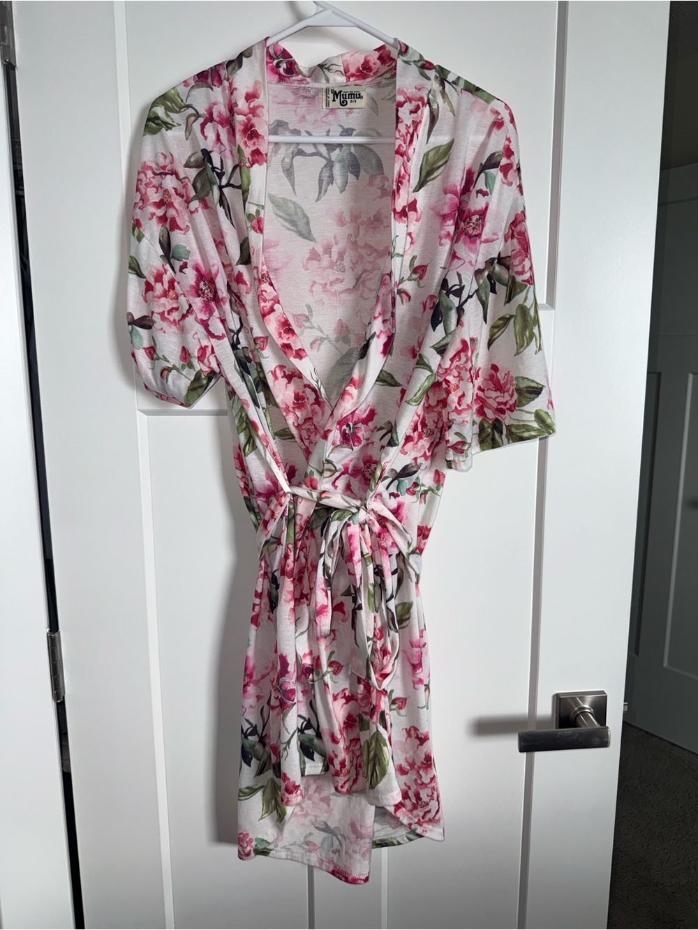 Show Me Your MuMu pink Floral Short Sleeve Kimono Robe - Picture 4 of 6
